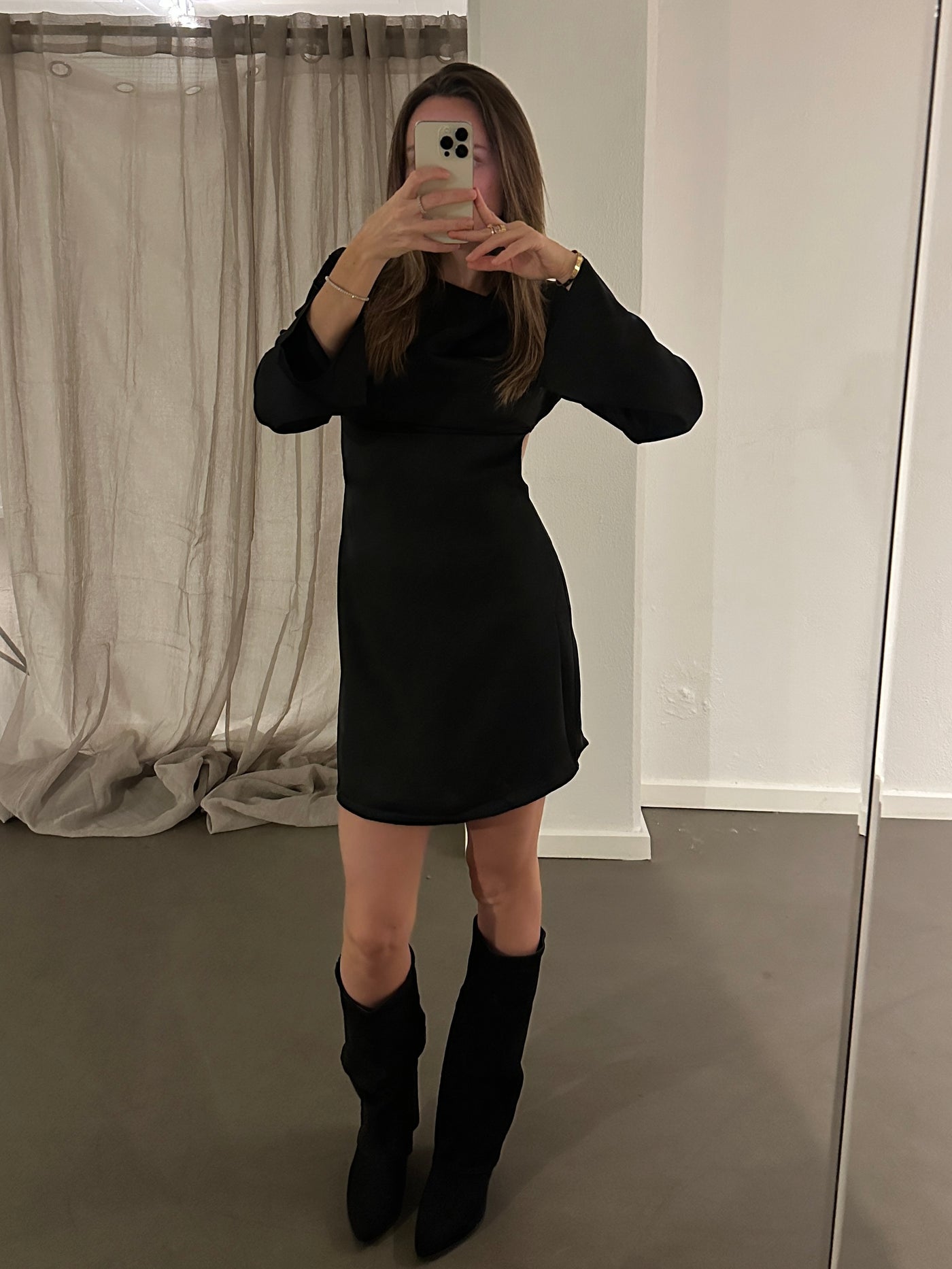 Open tie back dress - Black