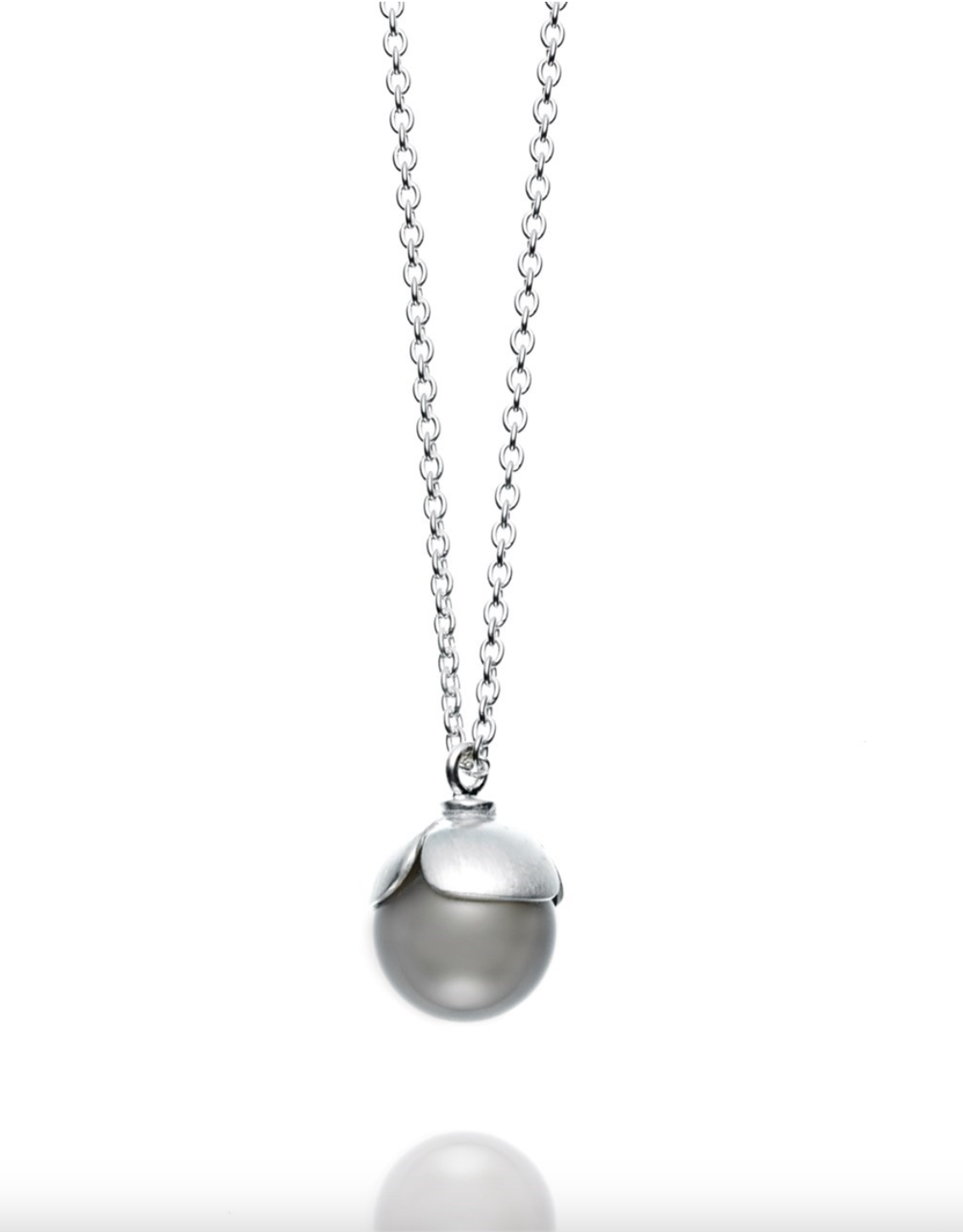 Nada Silver Gray necklace